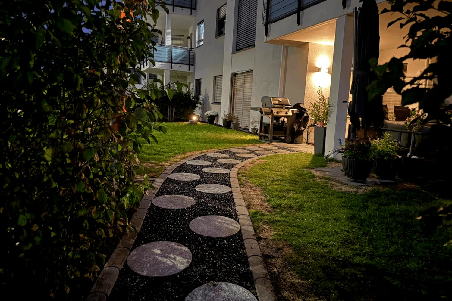 Außenanlagen von Ahorn Galabau